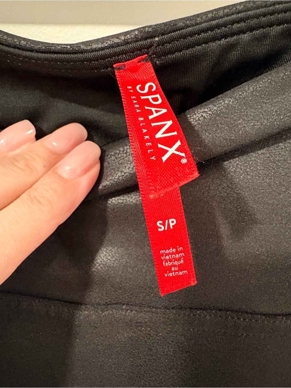 SPANX Faux Leather High-Waisted Leggings Black Size Small - Picture 6 of 6
